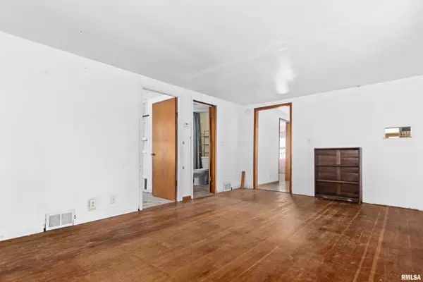 Pekin, IL 61554,12952 CARTER RD