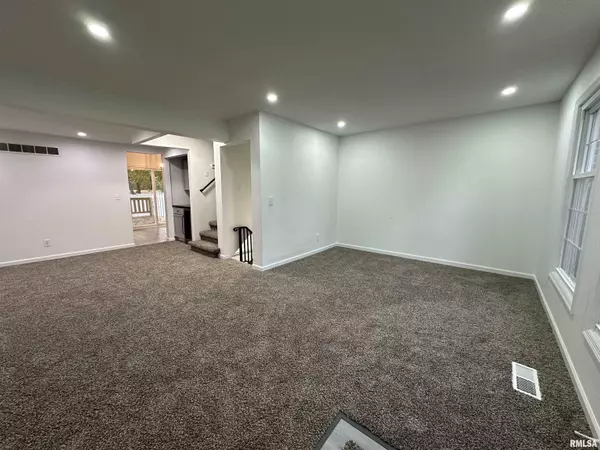 Macomb, IL 61455,40 N YORKTOWN RD