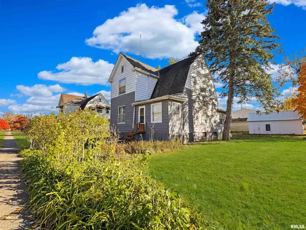 El Paso, IL 61738,402 E 2ND ST