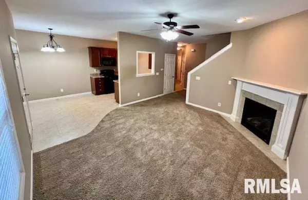 Peoria, IL 61615,11217 N OAKWOOD DR #33