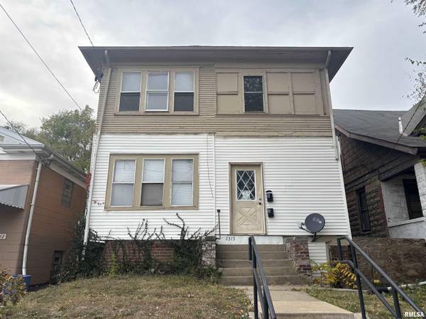 2315 N SHERIDAN RD, Peoria, IL 61604