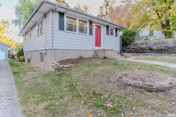 Peoria, IL 61603,1410 E FAIROAKS AVE