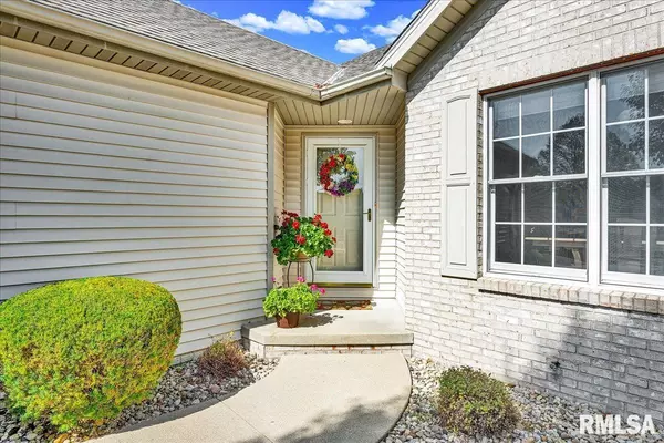 Morton, IL 61550,45 FOX CREEK CT