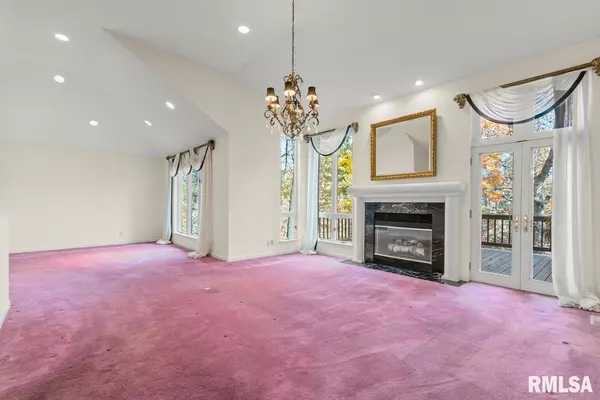 Peoria, IL 61614,7112 N WILLOW BEND Pointe #21