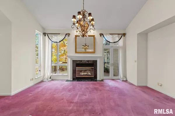 Peoria, IL 61614,7112 N WILLOW BEND Pointe #21