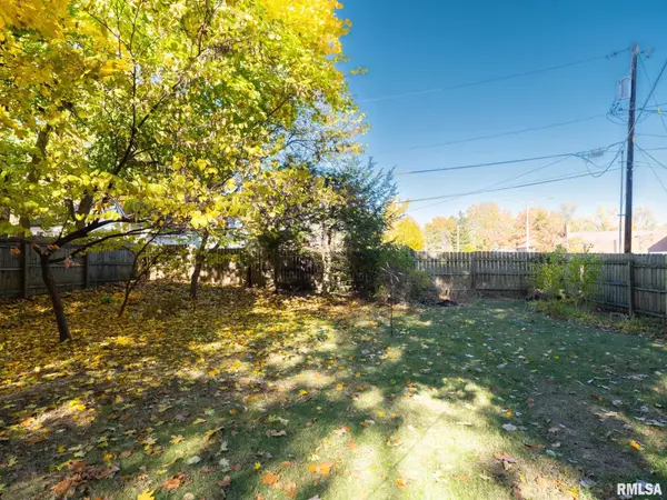 Peoria, IL 61604,207 W MAYWOOD AVE