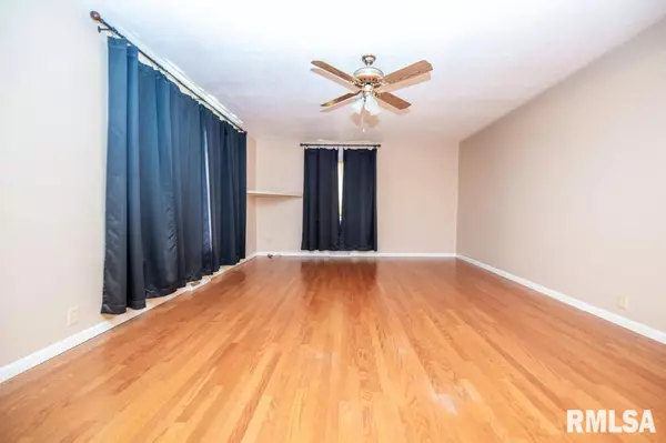 Washington, IL 61571,2447 CENTENNIAL DR