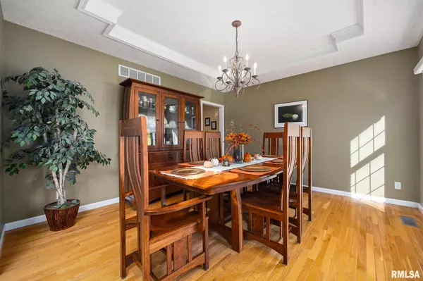 Dunlap, IL 61525,427 W WESTFIELD CT