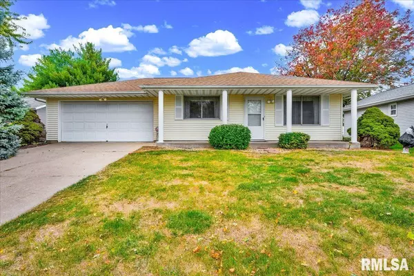 1215 E SYCAMORE ST, Canton, IL 61520