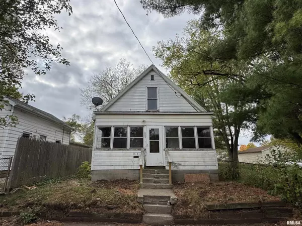 2802 W MALONE ST, Peoria, IL 61605