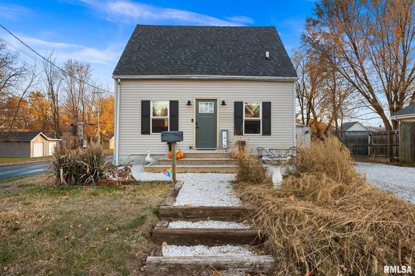 1416 E PARIS AVE, Peoria, IL 61603