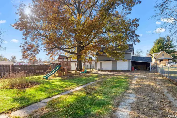 Galesburg, IL 61401,84 SILVER ST