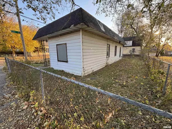 Peoria, IL 61603,2414 NE MONROE ST