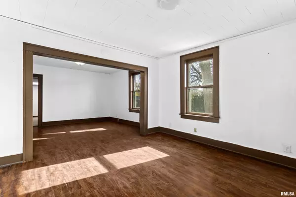 Peoria, IL 61604,2316 N SHERIDAN RD