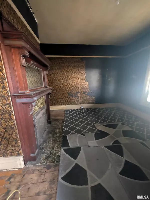 Peoria, IL 61605,1802 BUTLER ST