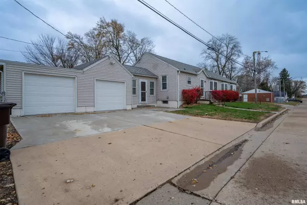 Creve Coeur, IL 61610,303 VETERANS LN