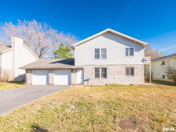 3621-3623 W RICHWOODS BLVD, Peoria, IL 61604