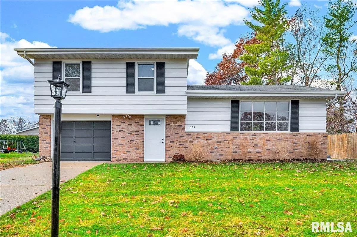 Chillicothe, IL 61523,303 S HOLLYBROOK DR