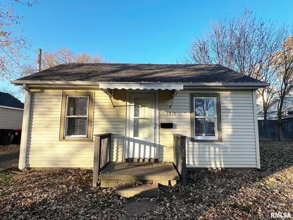 Peoria, IL 61614,1411 E CRESTWOOD DR