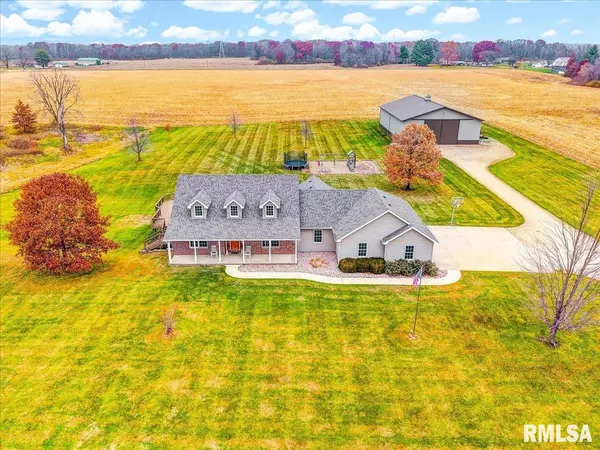 26773 N COPPERAS CREEK RD, Canton, IL 61520