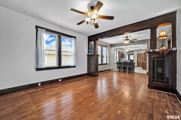 Pekin, IL 61554,805 MARY ST