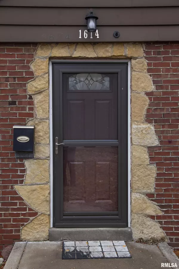 Peoria, IL 61604,1614 W MARGARET AVE