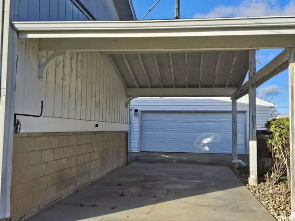 Peoria, IL 61614,2209 KENSINGTON DR