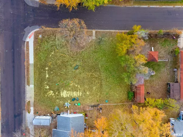 Pekin, IL 61554,301 PARKWAY LN