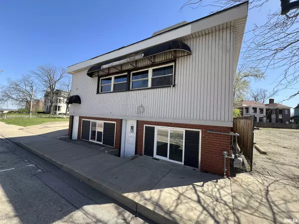 416 W MAIN ST #A, Peoria, IL 61606