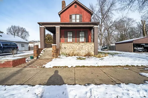 1701 W HOWETT ST, Peoria, IL 61605