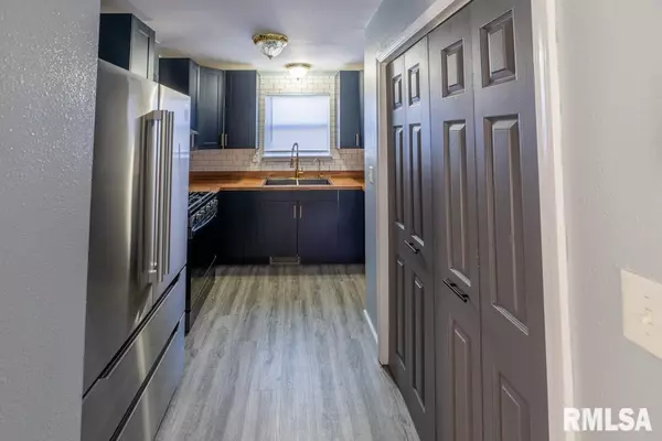 Peoria, IL 61604,2300 N SHERIDAN RD