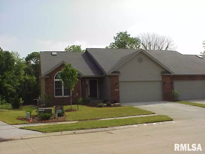 1232 33RD Avenue Circle, Silvis, IL 61282