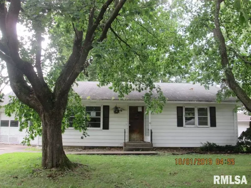 306 S JONES AVE, Maquoketa, IA 52060