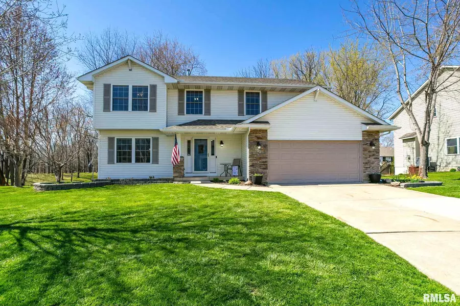 506 E 15TH Avenue Court, Coal Valley, IL 61240