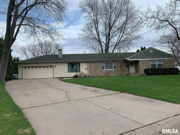 East Moline, IL 61244,2724 4TH Street Court