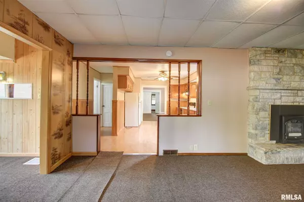 Clinton, IA 52732,1530 N 3RD ST