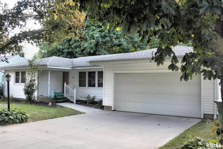 706 N 13TH ST, Clinton, IA 52732