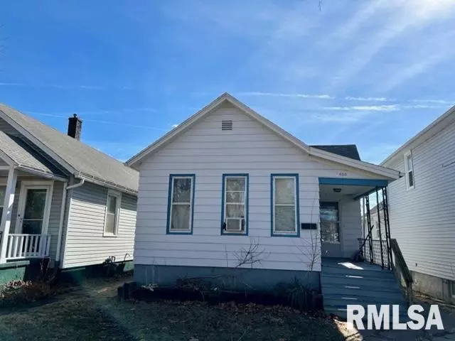 653 3RD Avenue South, Clinton, IA 52732