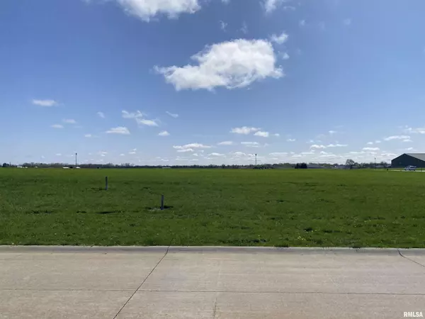 806 Book LN, Geneseo, IL 61254