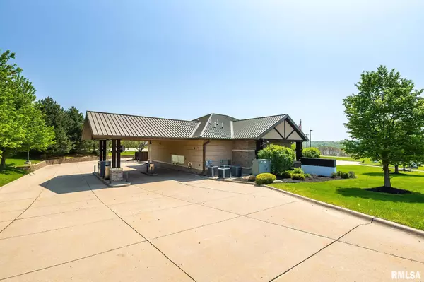 Le Claire, IA 52753,949 MISSISSIPPI VW