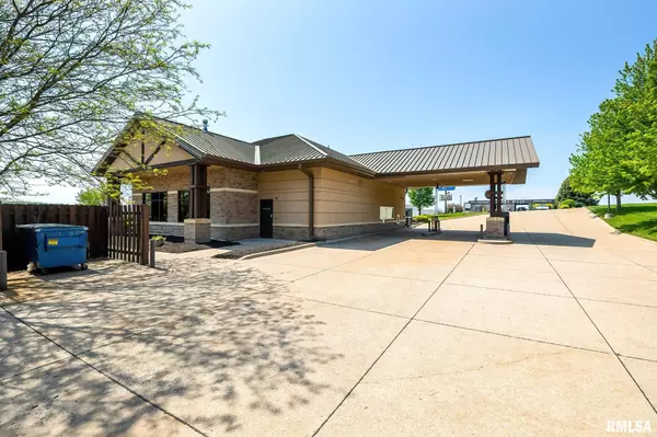 Le Claire, IA 52753,949 MISSISSIPPI VW