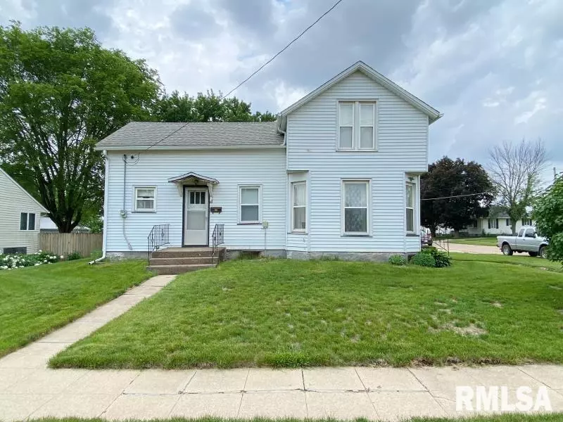 603 2ND ST, De Witt, IA 52742