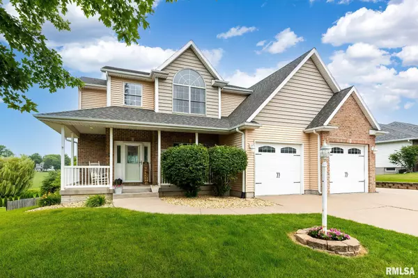1018 W SPRING ST,  Eldridge,  IA 52748