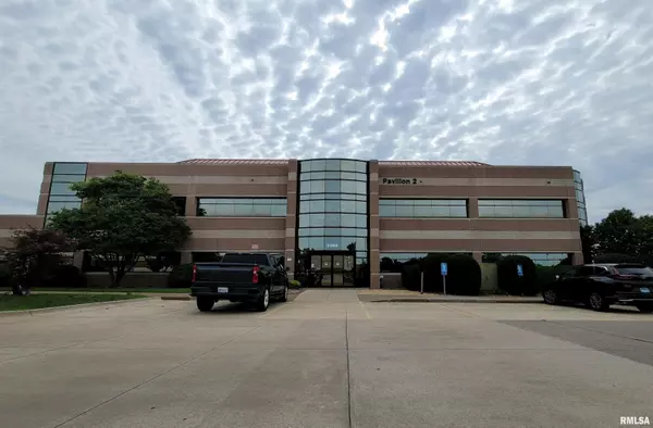 Davenport, IA 52807,3400 DEXTER CT #1-104