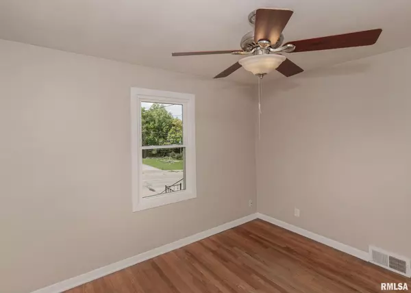 Rock Island, IL 61201,1025 44TH ST