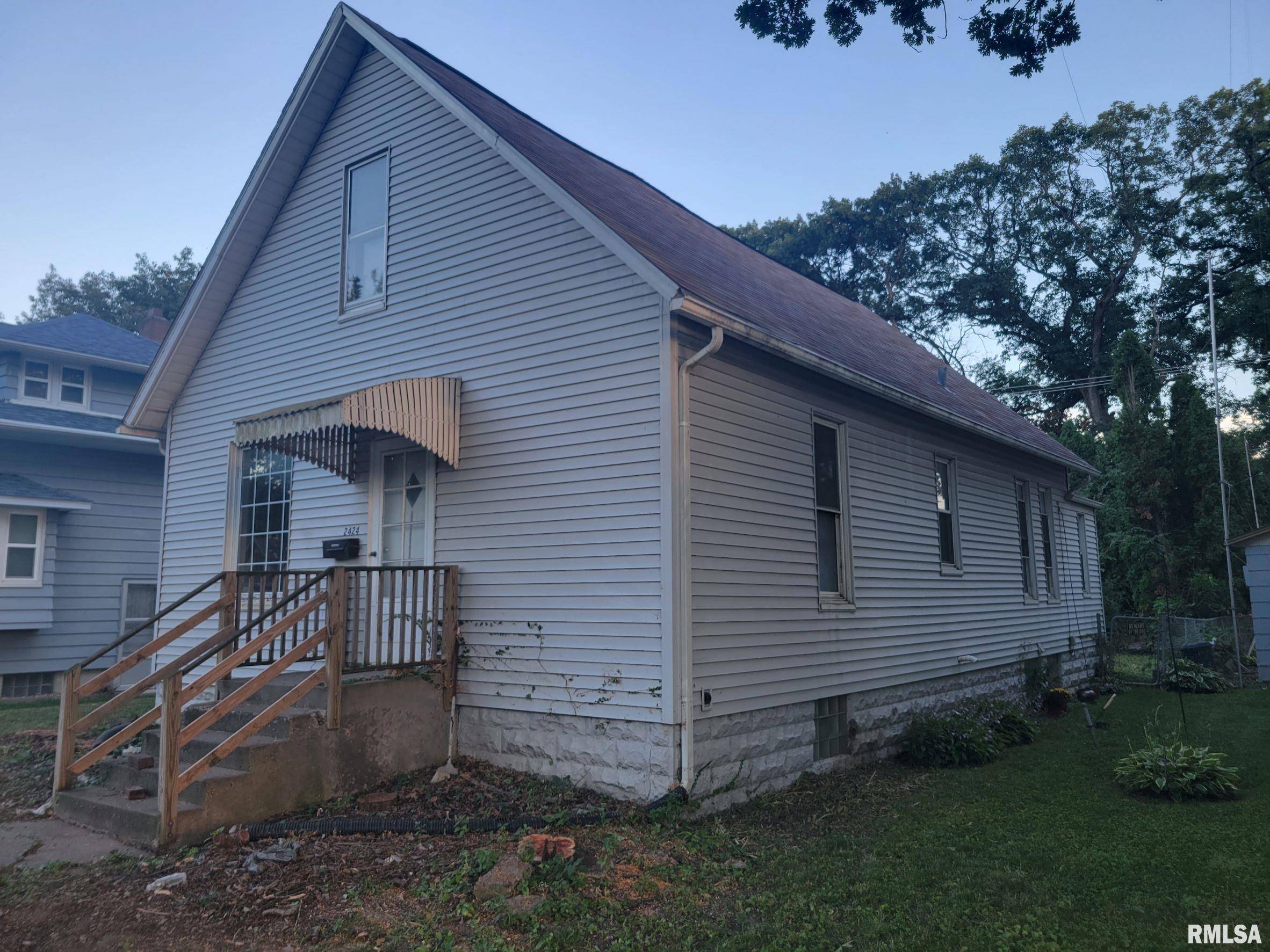 Rock Island, IL 61201,2424 18TH AVE
