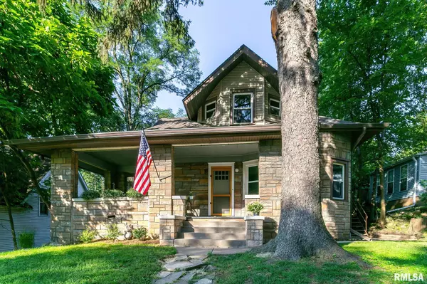 544 LINCOLN CT, Davenport, IA 52804