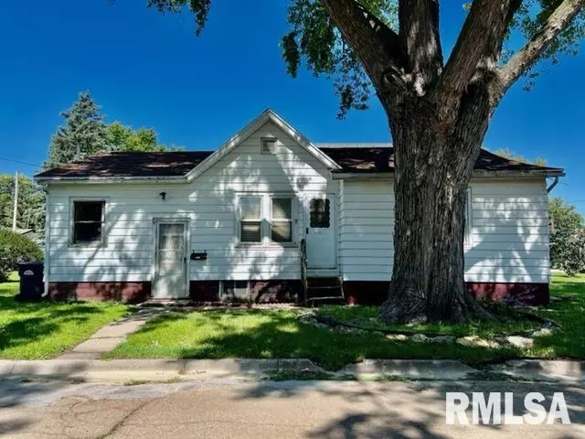 200 N 6TH ST, Clinton, IA 52732