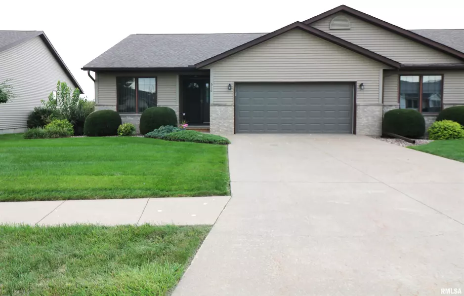 516 Mill Ridge RD, Clinton, IA 52732