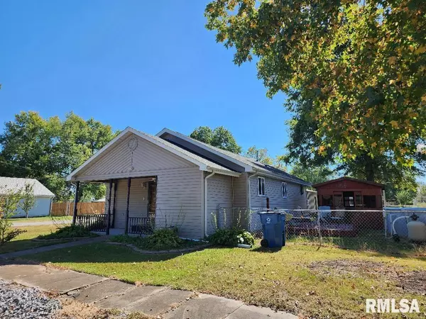 Valier, IL 62891,110 E PERSHING ST
